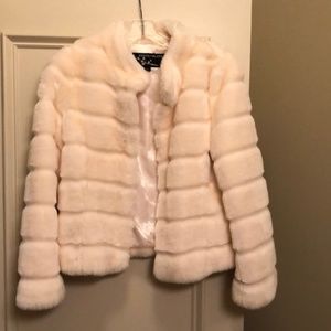 Kristen Blake faux fur coat